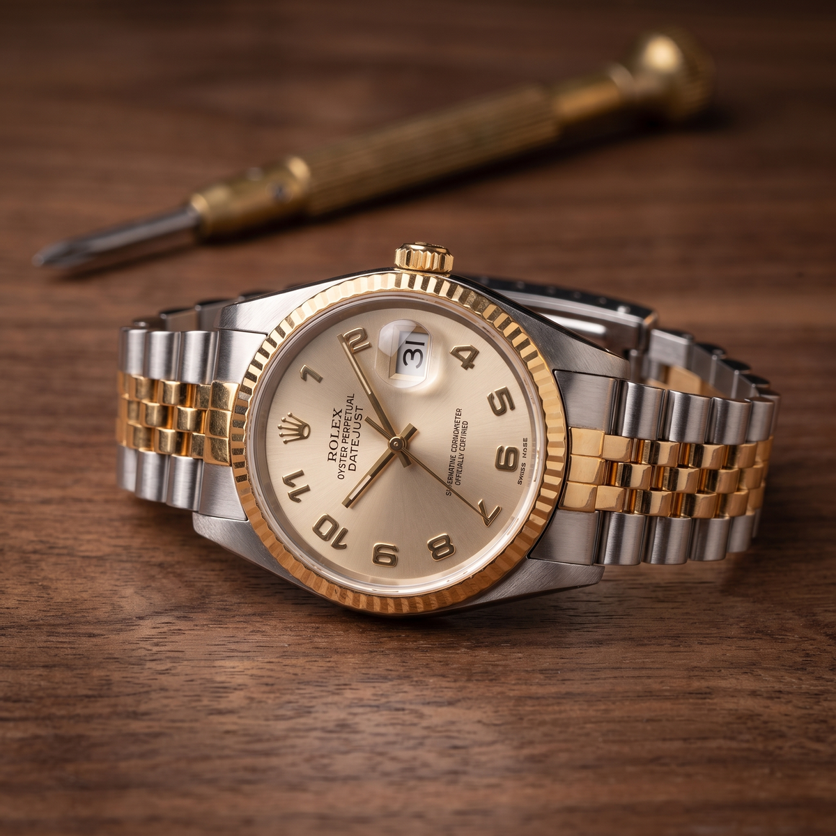 Rolex Datejust 36 Two-Tone - Anniversary Dial / Arabic Numerals - view 3